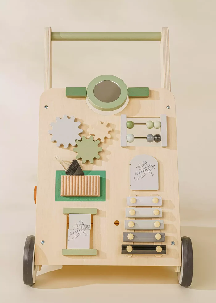 activity-walker-cosmic-08