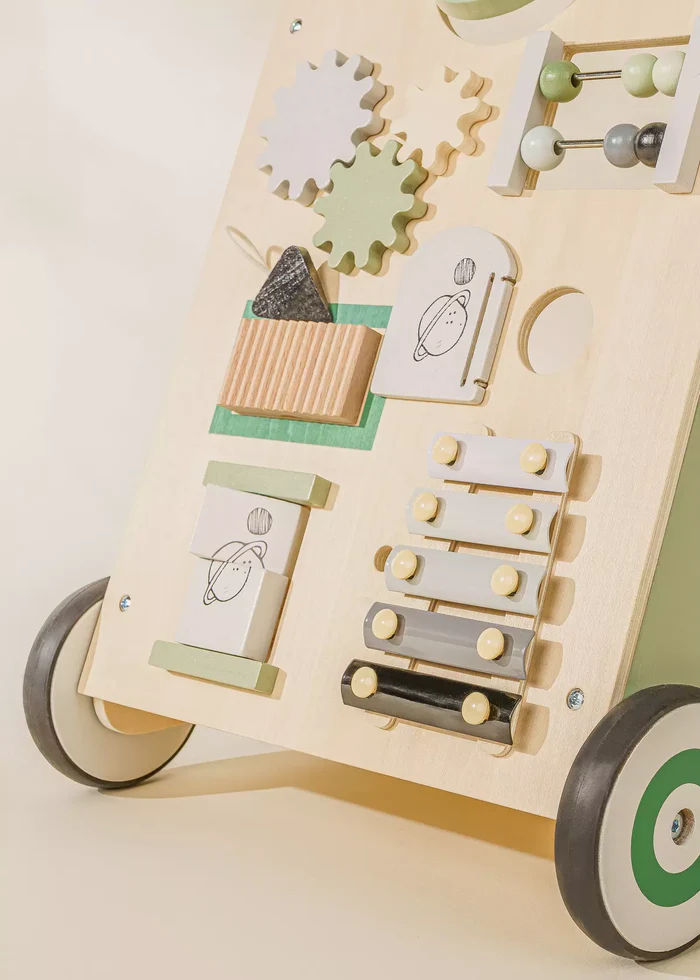 activity-walker-cosmic-12