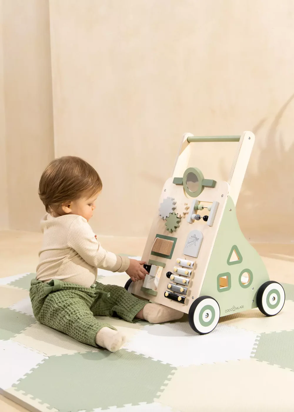 activity-walker-cosmic-13